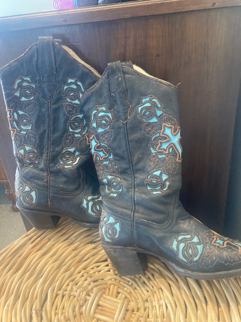 CORRAL R2482 Espresso brown & turquoise inlay crosses & roses cowgirl boots.